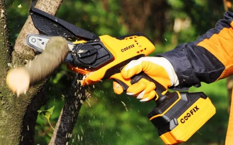 COOFIX mini cordless chainsaws COOFIX mini cordless chainsaws